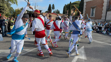 Los danzantes de Huesca en Roma