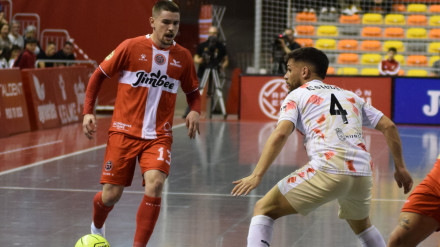 Mellado y Esteban, durante el derbi