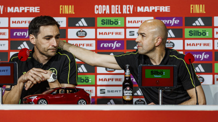 Rueda de prensa de los árbitros de la Final de la Copa del Rey Ricardo de Burgos Bengoetxea y Pablo González Fuertes