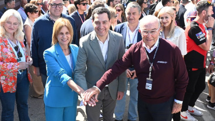 María José García-Pelayo, Juanma Moreno y Carmelo Ezpeleta en el Circuito de Jerez 27-04-25