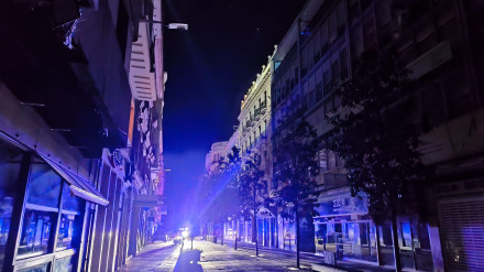 La calle Cruz Conde, de noche y sin luz
