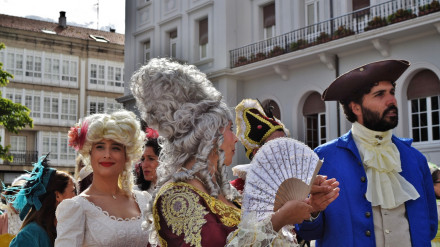 Ferrol invita a los visitantes a vestirse de época durante la celebración del Festival Ilustrado