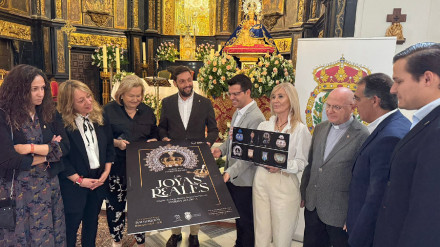 Imagen de la inauguración de la exposición del ajuar de joyas de la Virgen en su edición de 2024