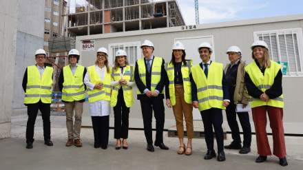 Participantes en la visita a las obras del Hospital Arquitecto Marcide de Ferrol