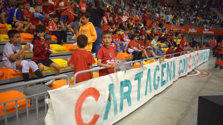 Pancarta elaborada para la especial cita