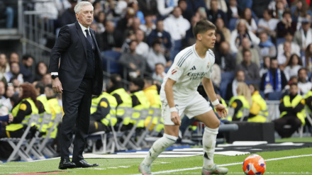 Ancelotti y Arda Güler, en el Real Madrid - Celta
