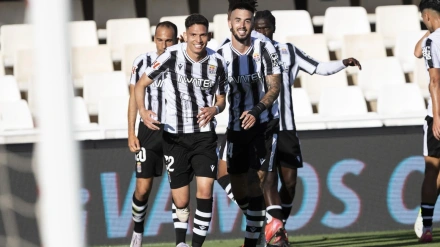 La celebración del gol de Dani Luna