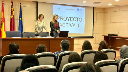 La concejala de Desarrollo Local presenta el nuevo programa de empleo