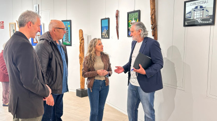 Martina Aneiros participó en la inauguración de la muestra en la sala Curuxeiras