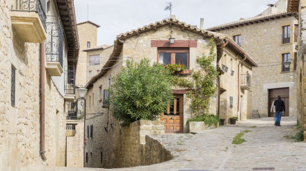 Una de las calles de Sos del Rey Católico (Zaragoza).