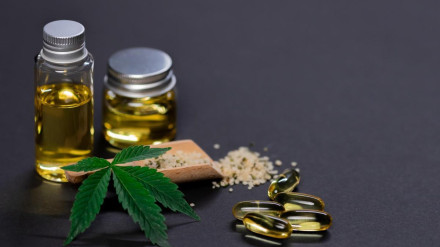 Pastillas y aceites hechos con compuestos del cannabis