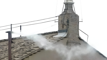 Fumata blanca en la Capilla Sixtina
