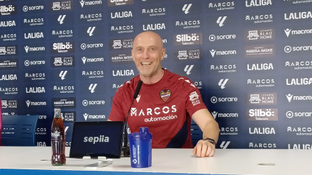 Calero, en la previa del partido en Elche en Buñol
