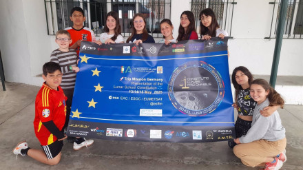 Alumnos del colegio público de la Constitución Escolar Lunar antes de su viaje a Alemania