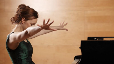 La pianista rusa Varvara Nepomnyaschaya estará este jueves en el Auditorio de Ferrol