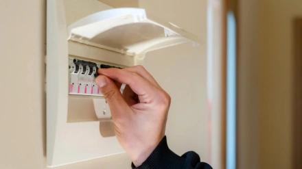 Imagen de un cuadro de luces.