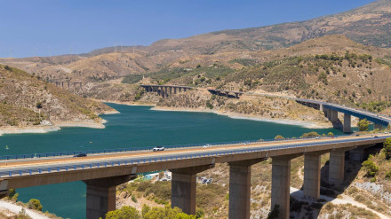 "El desembalse de Rules se trata solo de una maniobra ordinaria, no de un desembalse extraordinario" dice la Consejería