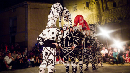 Imagen de archivo de la Contradanza de Cetina.