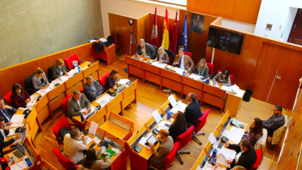 Imagen del salón de plenos del Ayuntamiento de Lorca desde el palco de ciudadanos