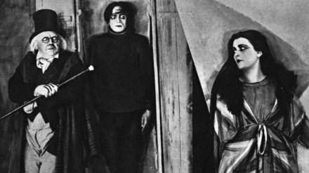 Fotograma de la película "El gabinete del doctor Caligari" del año 1920
