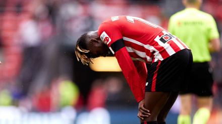 Nico Williams del Athletic Club reacciona durante el partido de La Liga Santander entre el Athletic Club y el Getafe CF en San Mamés el 1 de abril de 2023, en Bilbao, España.