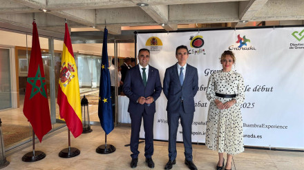 El presidente de la Diputación, Francis Rodríguez, en la acción promocional en Rabat