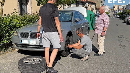 40 coches han aparecido este sábado con las ruedas rajadas en Alburquerque