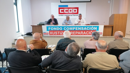 La charla se realizó en la sede de CCOO en Ferrol