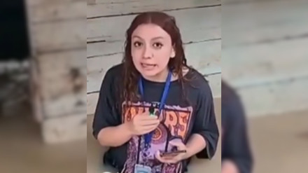 Lo pierde todo tras unas inundaciones y lo que hace una reportera al contarlo en directo le hace tomar medidas: "Se rompió"