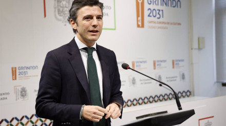 El portavoz del equipo de gobierno local de Granada, Jorge Saavedra