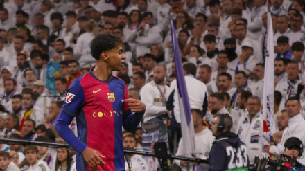 Lamine Yamal, durante el Clásico en el Bernabéu