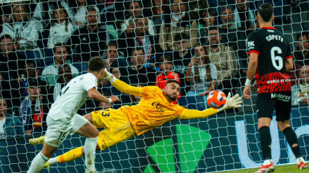 Leo Román en el partido ante el Real Madrid