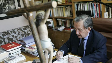 José María Martín Patino, sacerdote jesuita durante la transición española