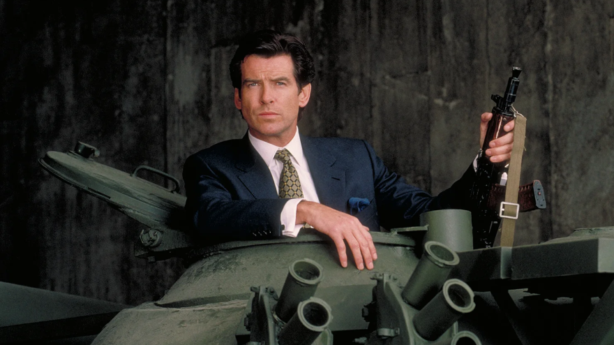 Pierce Brosnan como James Bond