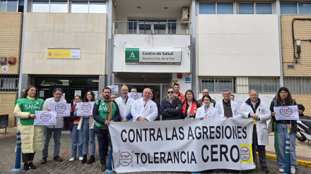 Nueva agresión a dos médicos al exigir un parte de baja en Marqués de Paradas en Sevilla capital