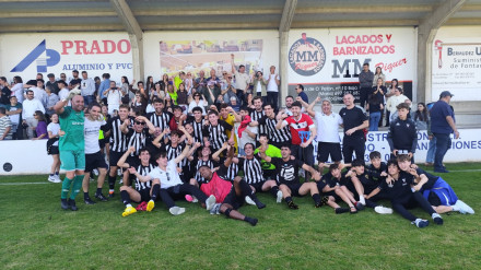 Celebración del ascenso del Victoria
