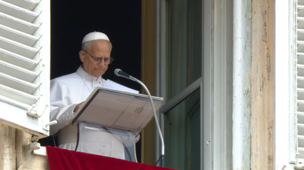 El Papa León XIV en el rezo del Ángelus en el domingo del Corpus