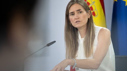 La vicepresidenta tercera y ministra para la Transición Ecológica y el Reto Demográfico, Sara Aagesen, durante una rueda de prensa posterior a la reunión del Consejo de Ministros, en el Palacio de La Moncloa, a 24 de junio de 2025, en Madrid (España). El