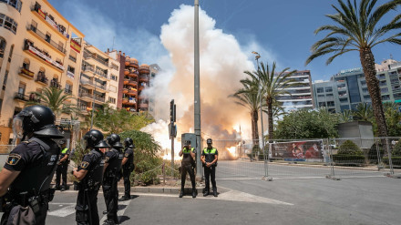 No te pierdas la última mascletà de las Hogueras 2025 a cargo de Hermanos Sirvent.