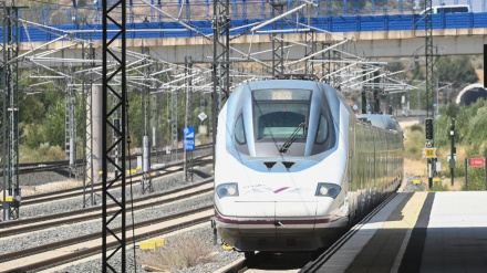 Paco hace ese trayecto y ha contado a COPE que durante dos horas ha estado parado en Segovia