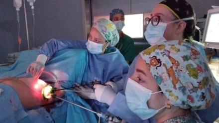 Intervención endoscópica de cáncer de mama en el Hospital Universitario de Cáceres (HUC)
