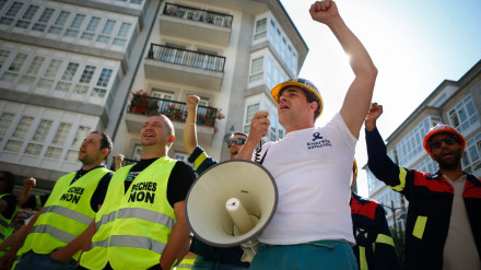 El comité de empresa consiguió el compromiso de la subdelegada para que el Gobierno cierre la fecha de una reunión entre la representación de los trabajadores y la Administración