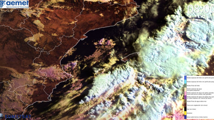 Aemet retira los avisos en la Comunitat Valenciana.Aemet ha desactivado el aviso por lluvias para la Comunitat Valenciana este viernes, tras una madrugada que ha dejado lluvias en la mitad sur y que han caído con intensidad muy fuerte o torrencial entre la 1 y las 2 de la madrugada en Pilar de la Horarada. Sin embargo, a partir de las 8.00 horas ya no hay precipitaciones y el cielo está poco nuboso en muchas comarcas, salvo en el sur de Valencia y norte de Alicante donde está nuboso.ESPAÑA EUROPA COMUNIDAD VALENCIANA SOCIEDADAEMET