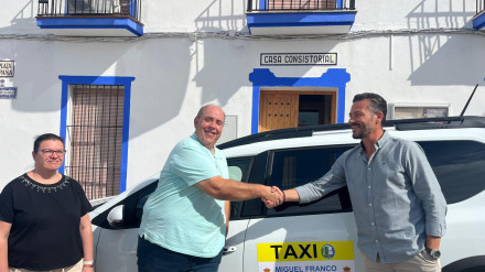 El nuevo titular de la licencia de taxi, Miguel Ángel Franco