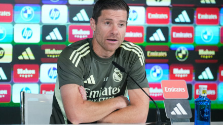 Xabi Alonso quiere estar atento al mercado en estos últimos días hasta su cierre.