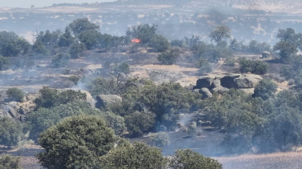 Fuego en la Sierra de las Cruces, en Don Benito