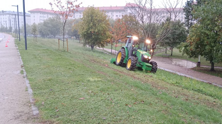 El ayuntamiento está ejecutando los desbroces con personal municipal