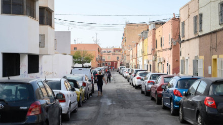 Viviendas en la calle Estrella Polar de Almería.