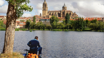 Salamanca vista desde el río Tormes