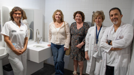 El Hospital de Dénia da un paso más hacia la atención inclusiva con la habilitación de un baño específico para pacientes ostomizados